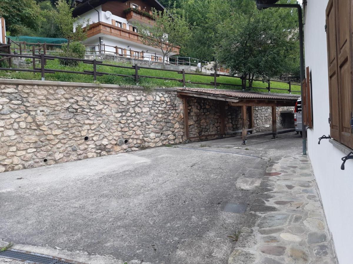 Mansarda Erika - Appartamento Zovello Luaran gambar